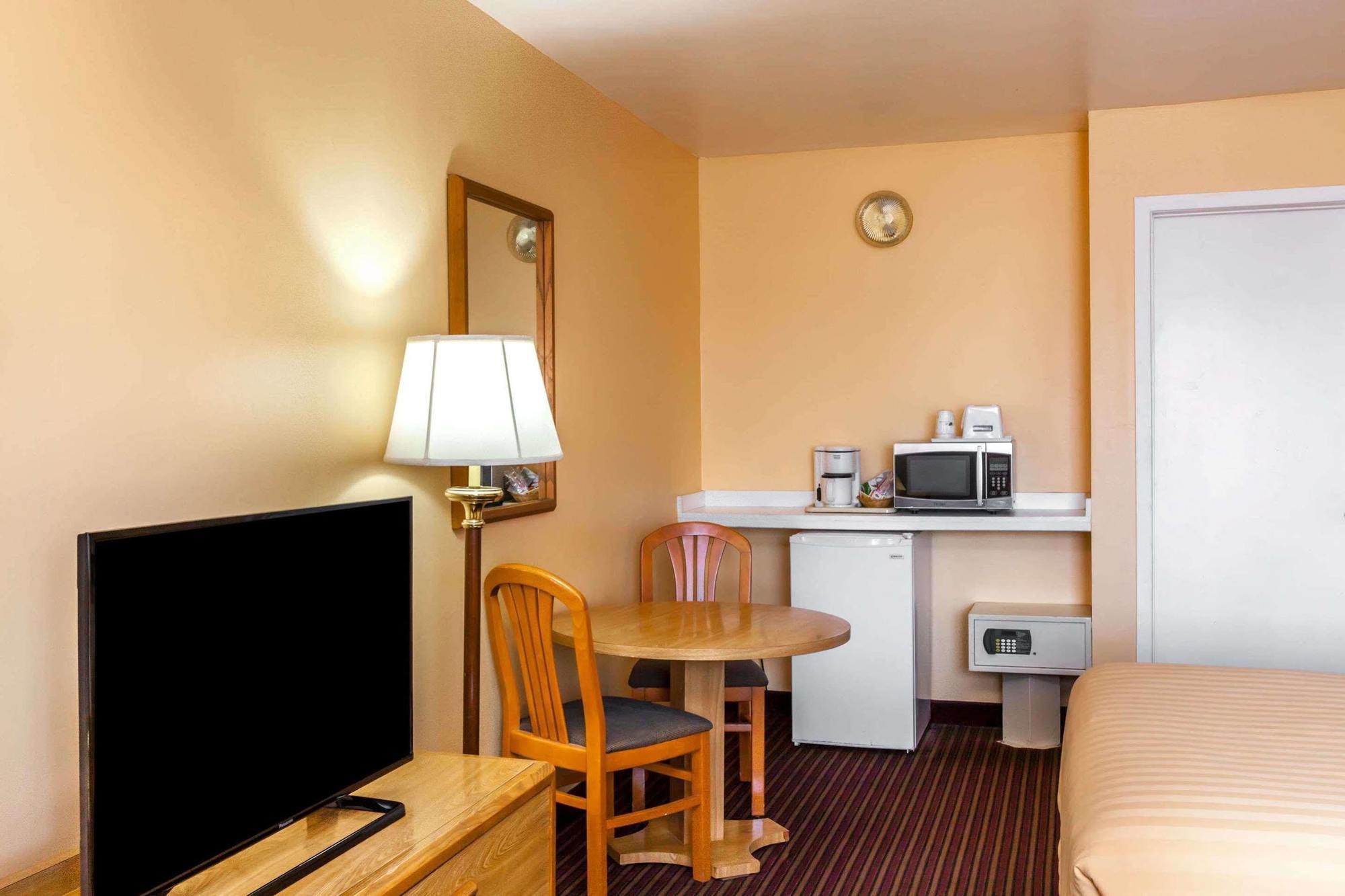 University Inn At San Luis Obispo Eksteriør bilde